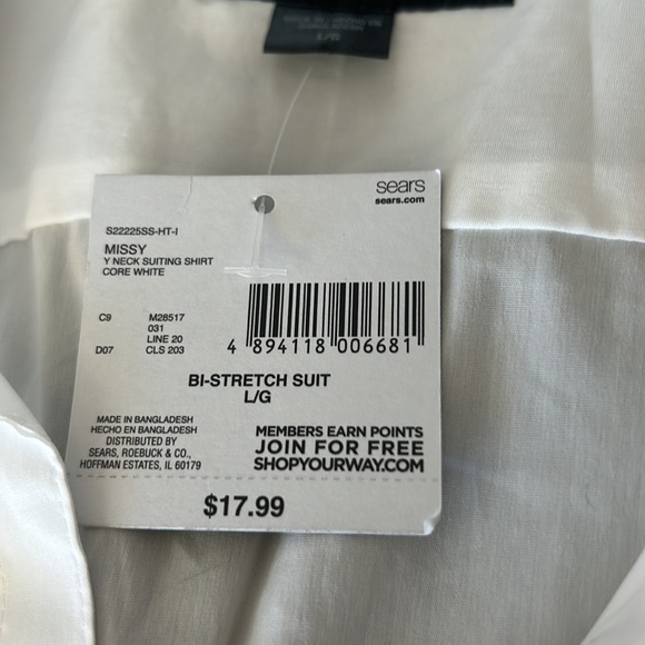 Simply Styled Button Down Shirt - Picture 6 of 7